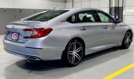 最新款雅阁爆料,科技升级，驾驭未来，揭秘新一代旗舰轿车风采”